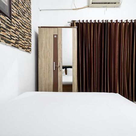 Oyo 2098 Homestay Kk Ngaglik Exteriör bild