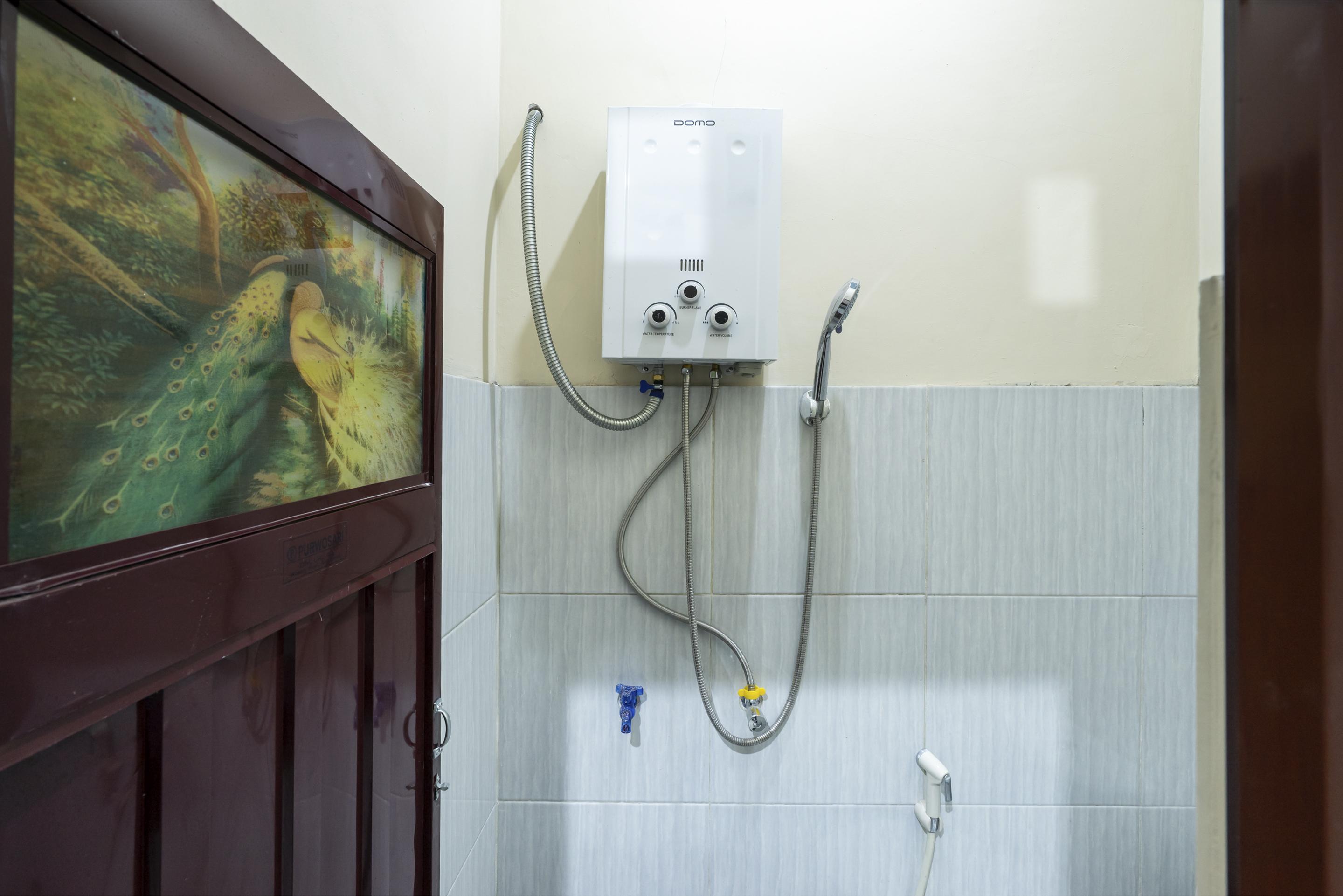 Oyo 2098 Homestay Kk Ngaglik Exteriör bild