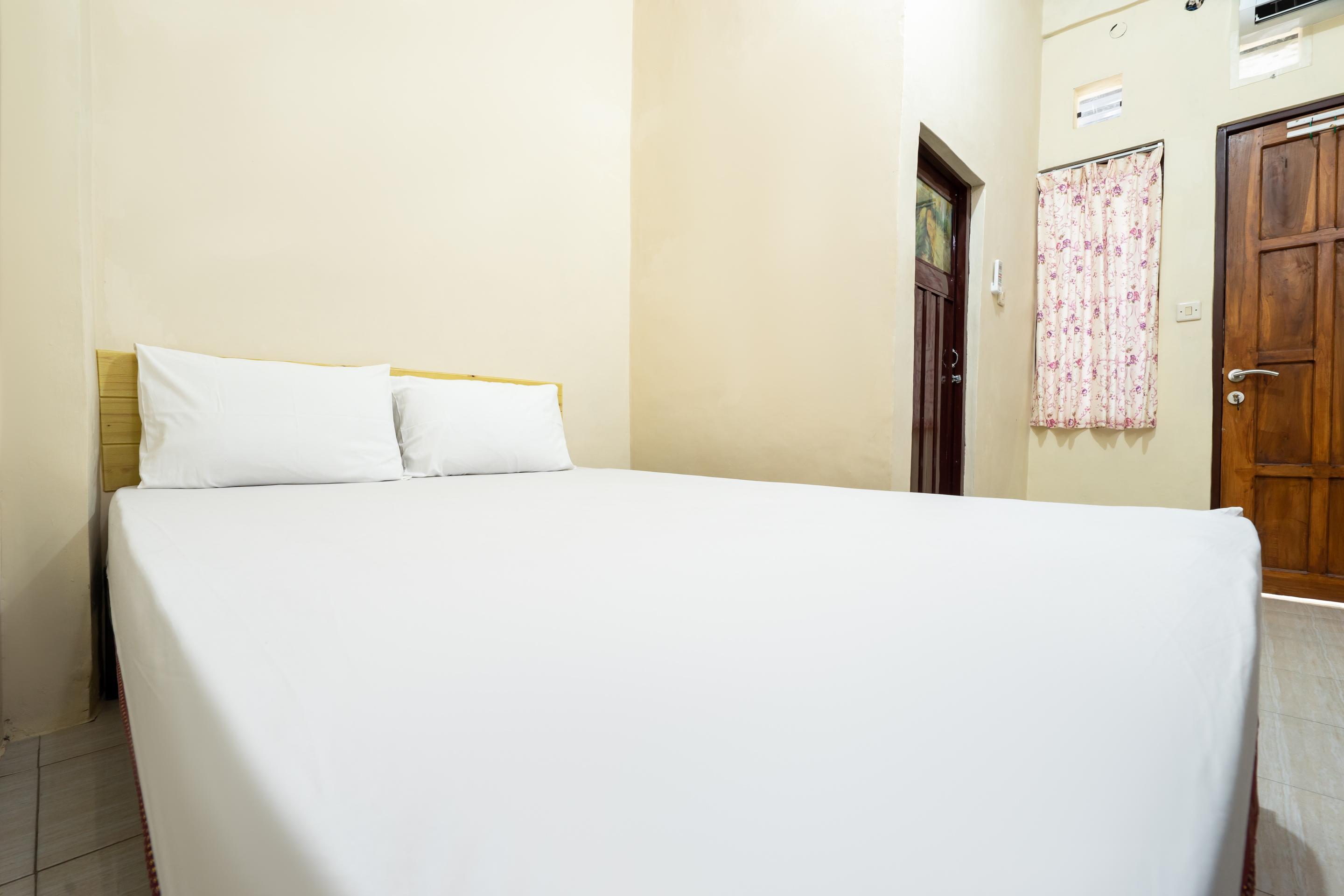 Oyo 2098 Homestay Kk Ngaglik Exteriör bild